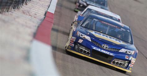 Alex bowman & chase elliott puncture. Derek Kraus archives » NAPA Know How Blog