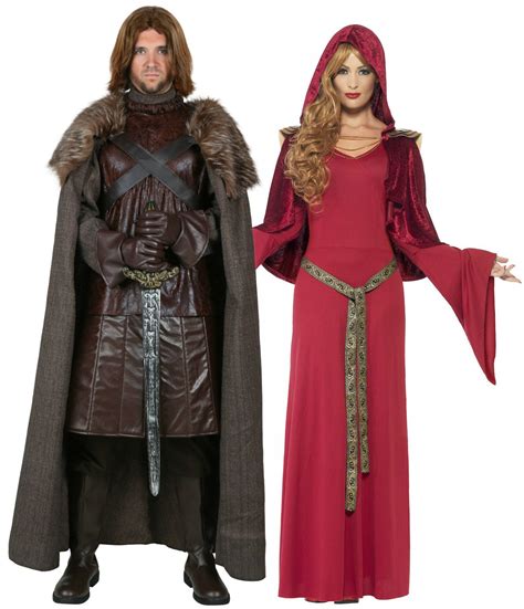 Red Woman Game Of Thrones Couples Costume Idea Couple Halloween Costumes Couples Costumes