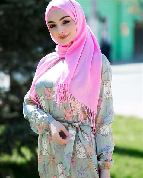 Pinterest Sajnaarasheed Hijab Fashion Beautiful Hijab Arab Girls Hijab