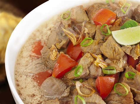 Durasi masak untuk iga dan daging saya samakan 25 menit dengan panci presto, hasilnya semua daging empuknya pas. Resep Sop Kaki Kambing - Masak Apa Hari Ini?
