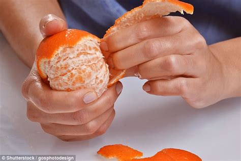 The Easiest Way To Peel An Orange Daily Mail Online