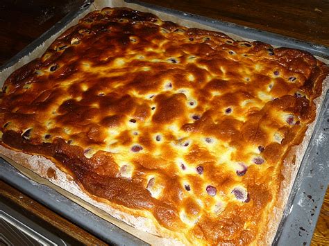 Blech hefeteig kuchen wir haben 107 beliebte blech hefeteig kuchen rezepte fur dich gefunden. Kuchen mit fertig hefeteig Rezepte | Chefkoch.de