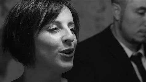 È stata punita quindi l'assenza del napoli entro le 21.15 a torino. Le Mille Bolle Blu_by MINE VAGANTI - YouTube