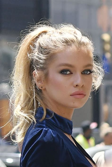 Arriba Imagen Modelo Stella Maxwell Abzlocal Mx