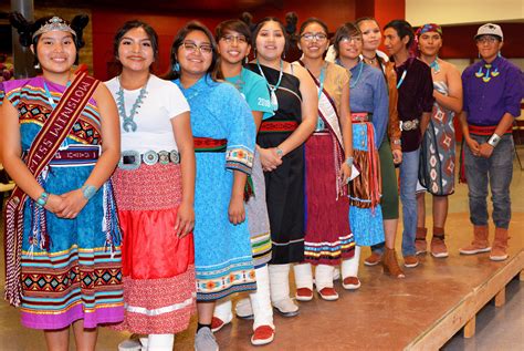 Photo Highlights Native American Fashion Show And Pageant Navajo