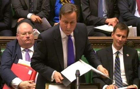 david cameron defends jeremy hunt in emergency commons statement metro news