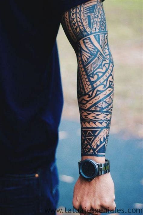 Los tatuajes en el antebrazo suelen ser muy populares entre los hombres, desde brazaletes hasta mangas enteras. 99 Fotos de Tatuajes en el Brazo para Hombres y Mujeres 2020 ⋆