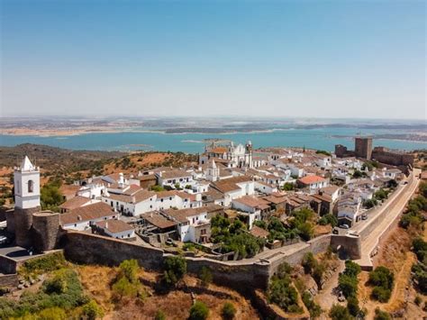 Book your monsaraz castle holiday rentals online. Monsaraz, Portugal - The Complete Guide to Monsaraz - We ...