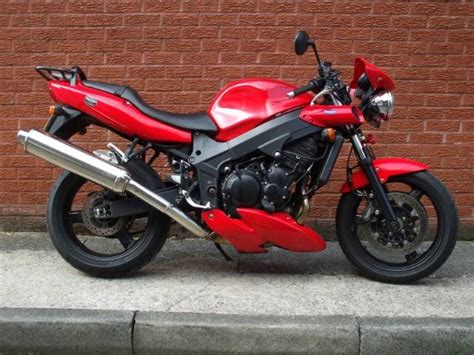 The most accurate 2006 triumph speed fours mpg estimates based on real world results of 34 thousand miles driven in 5 triumph speed fours. 2006 Triumph Speed Four - Moto.ZombDrive.COM