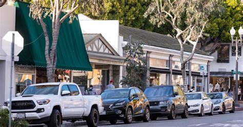 Restrictions On Opening Up Businesses In Laguna Beachs Downtown Are