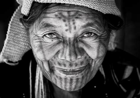 One of the best tattoo masters in mandalay is ko shan lay who is residing at the corner of 87th street & 31st. Tribal Chin Woman From Muun Tribe With Tattoo On The Face ...