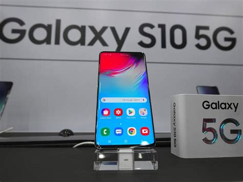 samsung on friday released the galaxy s10 5g world s first 5g smartphone technology gulf news