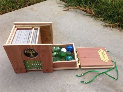 As with typical boxes, i begin by cutting each side. Selesnya Deck Box | Deck box, Diy card box, Magic crafts