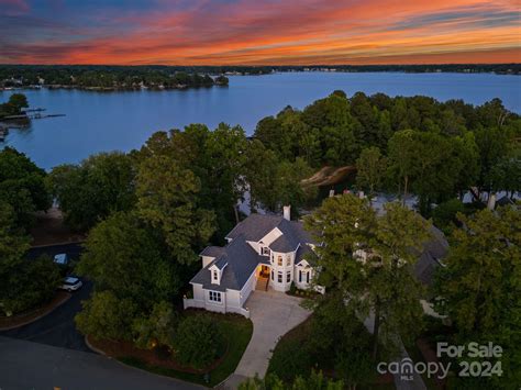 The Peninsula | Charlotte NC Homes for Sale By The Maxwell House Group