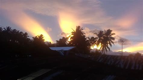 Pemandangan indah awan di senja hari - YouTube