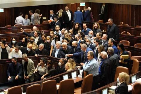 Knesset Passes Budget After Marathon Voting Session Staving Off