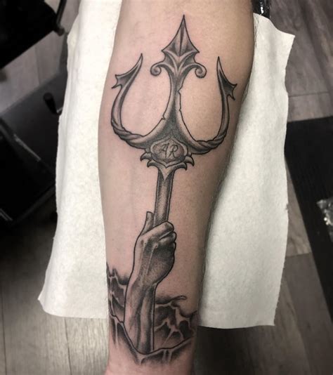 101 Amazing Trident Tattoo Ideas That Will Blow Your Mind Outsons Mens Fashion Tips And