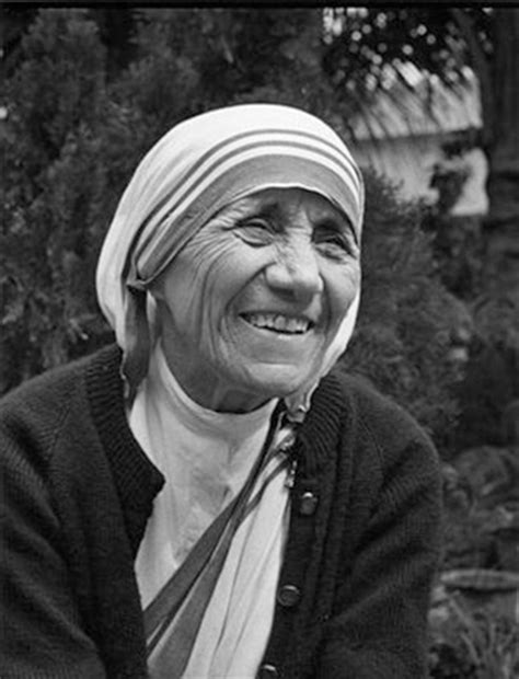 Conozca más sobre la madre teresa, su vida, trabajo, misión y espiritualidad. Exposição de Madre Teresa de Calcutá chega a Vitória | A ...