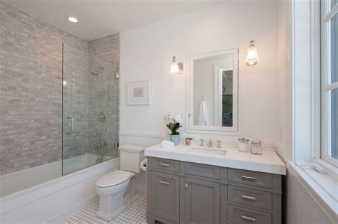 Decorating Ideas To Make A Small Bathroom Look Bigger Minimalist Home