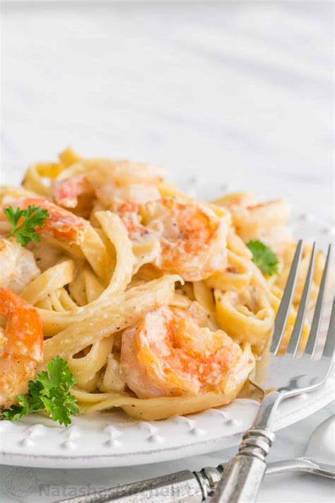 creamy shrimp alfredo fettuccine pasta recipe natasha s kitchen