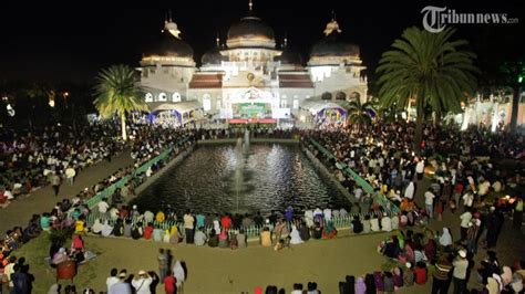Tahun kewafatan baginda saw ialah 11h. Nabi Muhammad Lahir & Wafat di Tanggal Sama, Kenapa Hanya ...