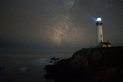 See The Orionid Meteor Shower At Its Peak This Weekend