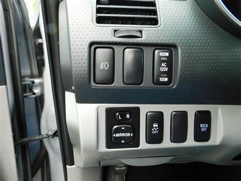 The following table contains the maximum trailer weight (towing capacity) recommended for a toyota tacoma for every model year 2009 and after. 2015 Toyota Tacoma Double Cab 4X4 / V6 / NAVi / TRD SPORT / LIFTED