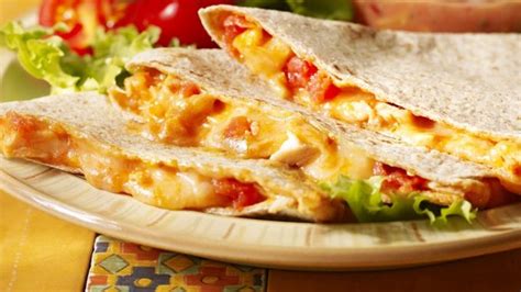 And, if you're craving beef, try our ultimate ground beef quesadilla. Cheesy Chicken Quesadillas - RecipesNow!