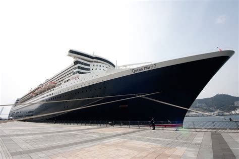 What's the Difference Between Cruise ships and Ocean Liners
