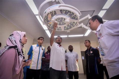 1 department of nuclear medicine, hospital pulau pinang, pinang, malaysia. Dewan bedah Hospital Pulau Pinang dijangka beroperasi ...