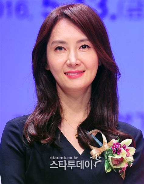 빅오션enm(대표 신인수·이성진)은 6일 급변하는 미디어환경과 콘텐츠 시장 변화에 대응하기 위해 드라마 제작사 '슈퍼문픽쳐스', 영화 제작사 '곰 픽쳐스', 음반 제작사 '더그루브컴퍼니'가. 채시라 3년 만에 안방극장 복귀…`이별이 떠났다`