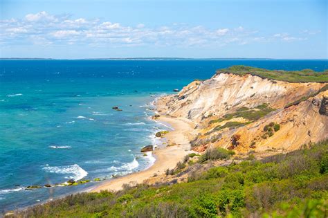 10 Best Things To Do On Martha S Vineyard See Harbour Towns Historic