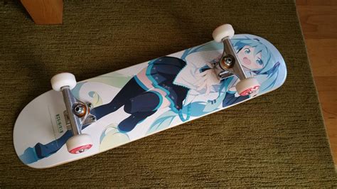 got a hold of this miku themed skateboard from anime expo r hatsune