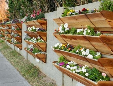 17 Amazing Vertical Garden Ideas For Your Small Space Bahçe Tasarımı