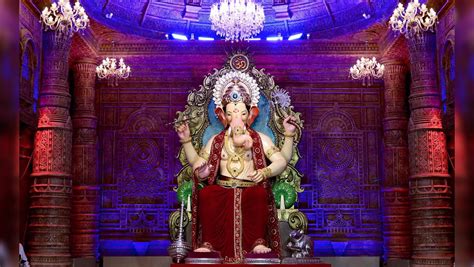 Lalbaugcha Raja 2022 First Look Of Mumbai S Iconic Lalbaugcha Raja Unveiled Ahead Of Ganesh