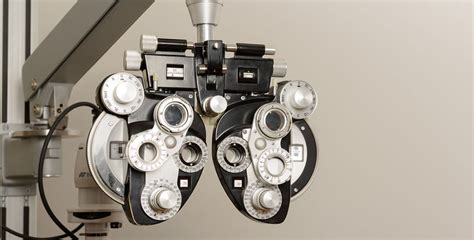 tools used by optometrist for eye testing depiseto