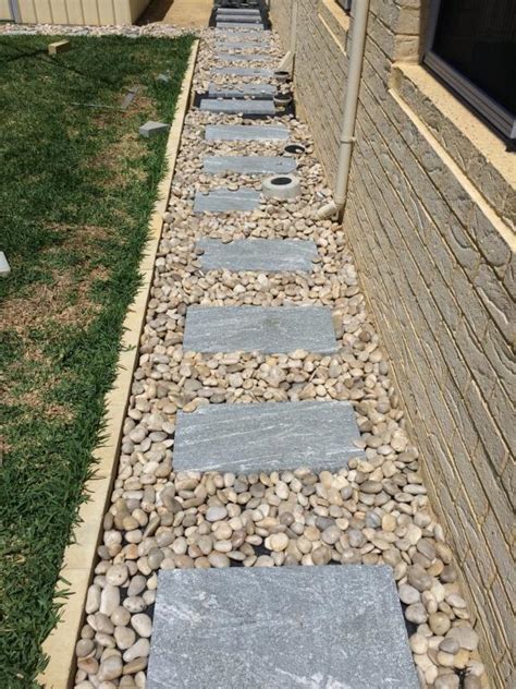 Pebbles And Stepping Stone Stone Pavers Perth Natural Stone Paving