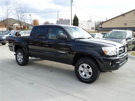 Need mpg information on the 2005 toyota tacoma? 2005 Toyota Tacoma PreRunner V6