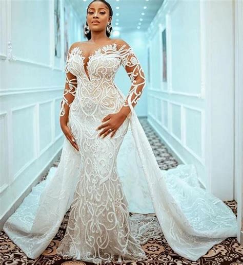 Custom Made Plus Size Arabic Mermaid Wedding Dress 2022 With Detachable Train Beaded Lace