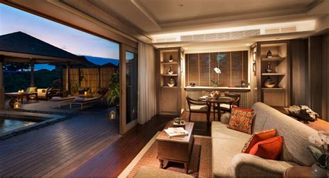 This resort offer two type of accommodation. Anantara Desaru Coast Resort & Villas