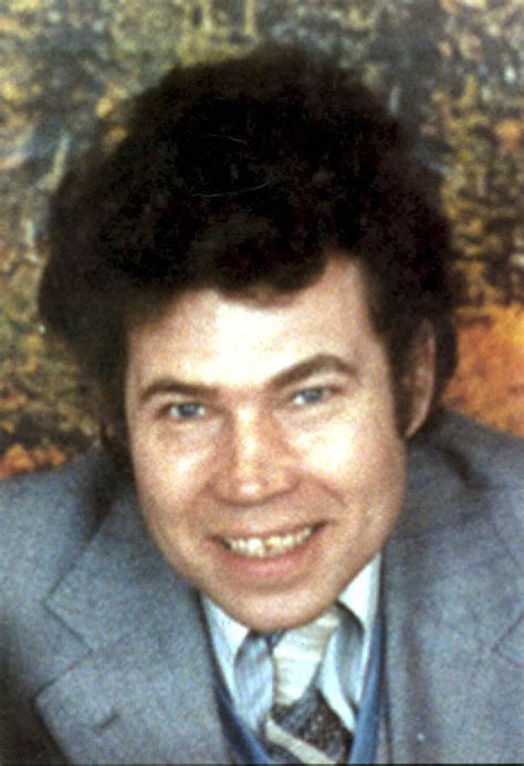 Frederick walter fred west and rosemary pauline rose west were an english married duo of serial killers and serial rapists who killed at least a dozen young british girls. Plot to MURDER Fred West in prison, revealed in secret ...