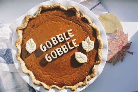 Basic ingredients homemade pie dough requires just a handful of ingredients — flour, butter (lard or shortening also work), salt, sugar and water — to achieve flaky goodness. 10 Decorative Pie Crust Ideas - Allspice