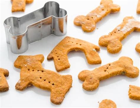 Hundekekse mit Gemüse Rezept