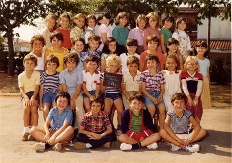 Photo De Classe Cm 1 De 1980 Ecole De Berre Copains Davant