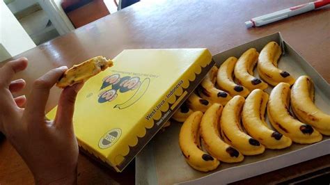 Lihat juga resep bolu gulung selai stroberi enak lainnya. Resep Banana Cotton Cake Ala Ny. Liem Yang Popular Itu ...