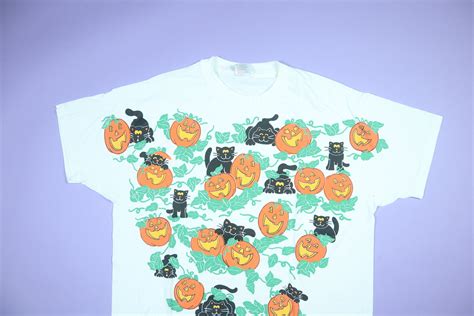 Halloween Jack O Lantern Pumpkins And Black Cats 1990s Vintage Tshirt