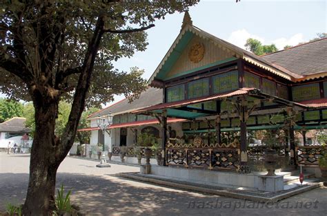 Kraton Sultans Palace In Yogyakarta Description Opening Hours