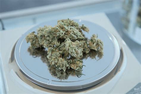 Some states have much cheaper options, like oregon with ounces at $186, washington at $190, and colorado at $200. How Much is an Ounce of Weed? Get The Latest on Weed Prices