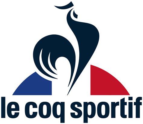 Des bandes sérigraphiées de en réinterprétant ces codes, le coq sportif sort une ligne moderne pouvant être portée aussi bien en ville que dans les stades. Le Coq sportif — Wikipédia