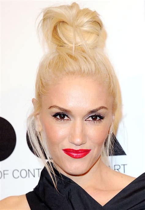 Gwen Stefani Celebrity Makeup How To Wear Red Lipstick Us Weekly